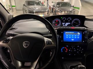 LANCIA Ypsilon usata, con Servosterzo