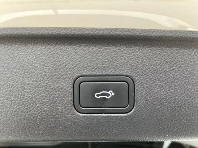 SMART Brabus usata, con Touch screen