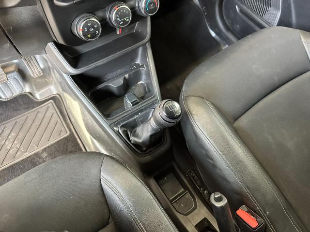 RENAULT Express usata, con Bluetooth