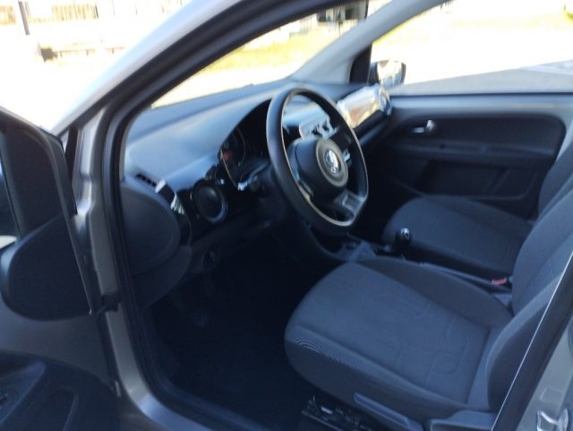 VOLKSWAGEN up! usata, con Servosterzo