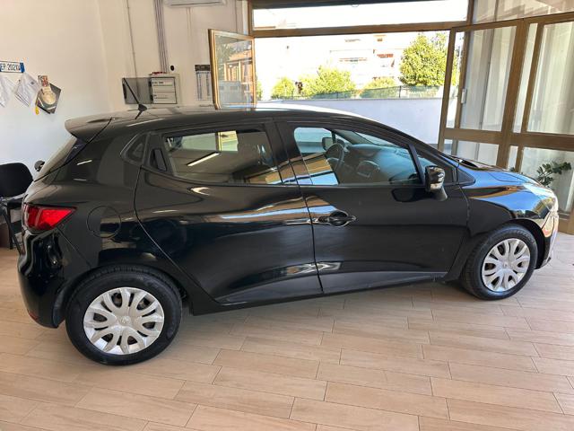 RENAULT Clio usata, con Airbag laterali