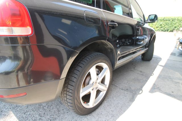 VOLKSWAGEN Touareg usata 30