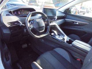 PEUGEOT 3008 usata, con Sensori di parcheggio posteriori