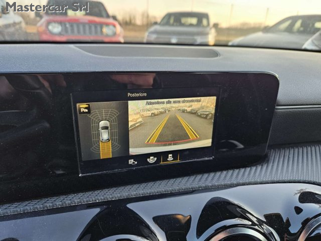 MERCEDES-BENZ A 180 usata, con Telecamera per parcheggio assistito