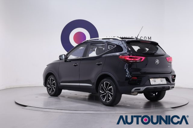 MG ZS usata, con Fendinebbia