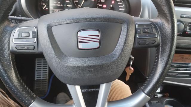 SEAT Leon usata, con Specchietti laterali elettrici