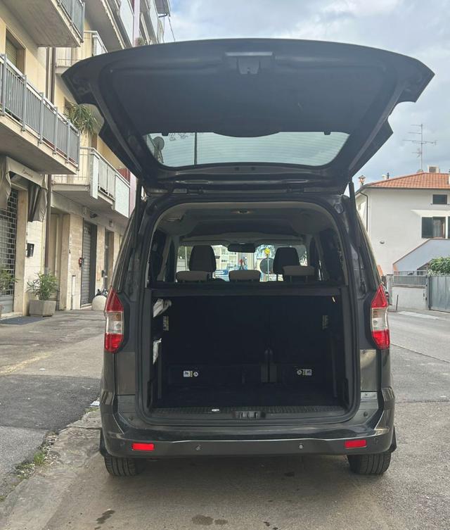 FORD Tourneo Courier usata, con Bluetooth