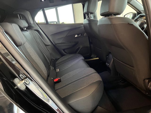 PEUGEOT 2008 usata, con Servosterzo