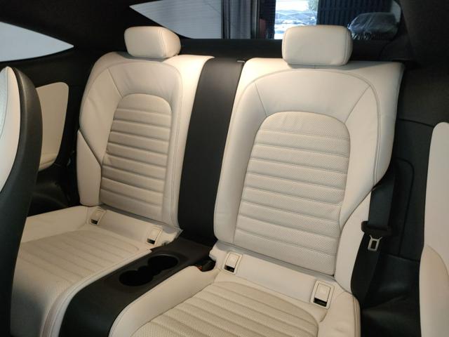 MERCEDES-BENZ C 220 usata, con Controllo elettronico della corsia