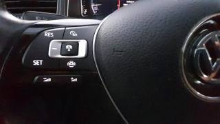 VOLKSWAGEN T-Roc usata, con Climatizzatore automatico, 2 zone