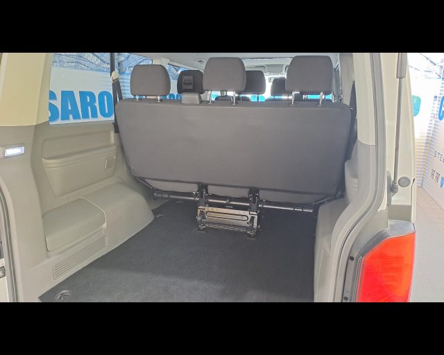 VOLKSWAGEN T6 Caravelle usata, con Sound system