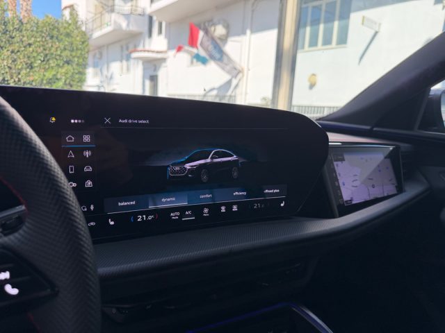 AUDI Q5 usata, con Apple CarPlay