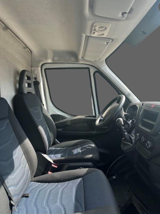 IVECO Daily usata, con Alzacristalli elettrici