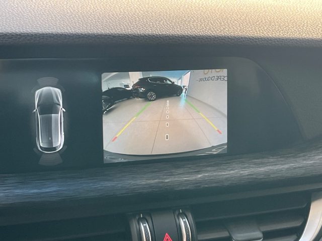 ALFA ROMEO Stelvio usata, con Servosterzo