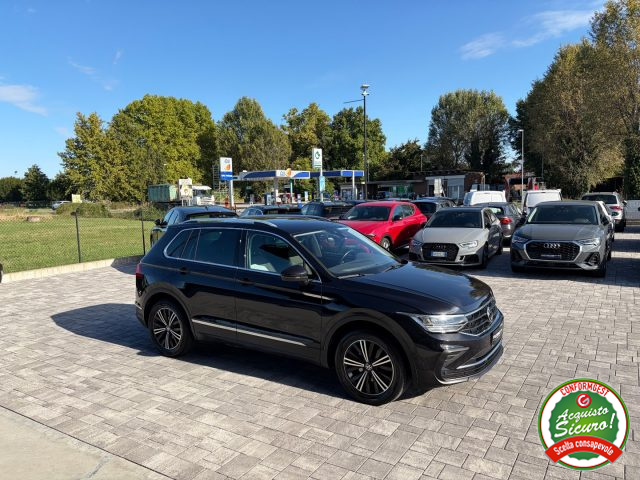 VOLKSWAGEN Tiguan usata, con Boardcomputer