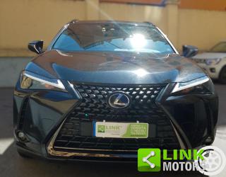 LEXUS UX 250h usata, con Airbag