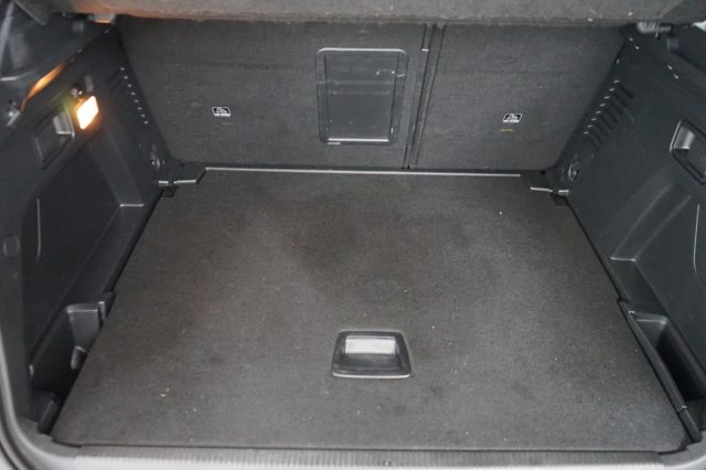 PEUGEOT 3008 usata, con Monitoraggio pressione pneumatici