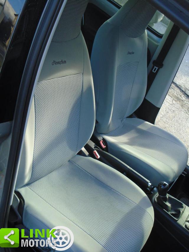 VOLKSWAGEN up! usata, con Cerchi in lega