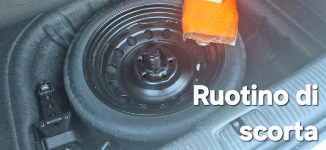 VOLKSWAGEN Golf usata, con Airbag posteriore