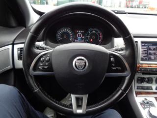 JAGUAR XF usata, con ESP