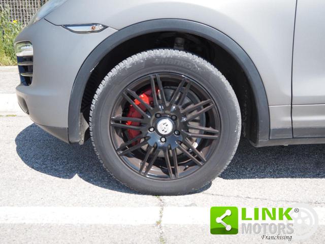 PORSCHE Cayenne usata, con Fari bi-xeno