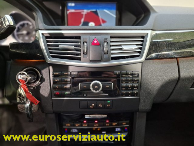 MERCEDES-BENZ E 250 usata, con Lettore CD