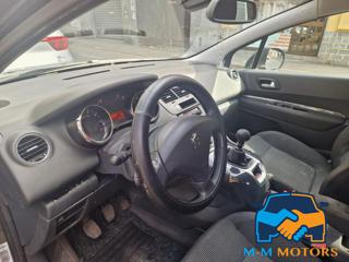 PEUGEOT 5008 usata, con Autoradio