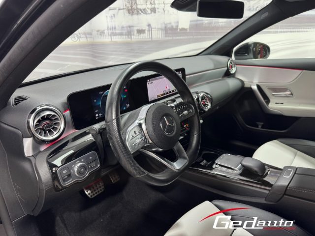 MERCEDES-BENZ A 180 usata, con Cerchi in lega