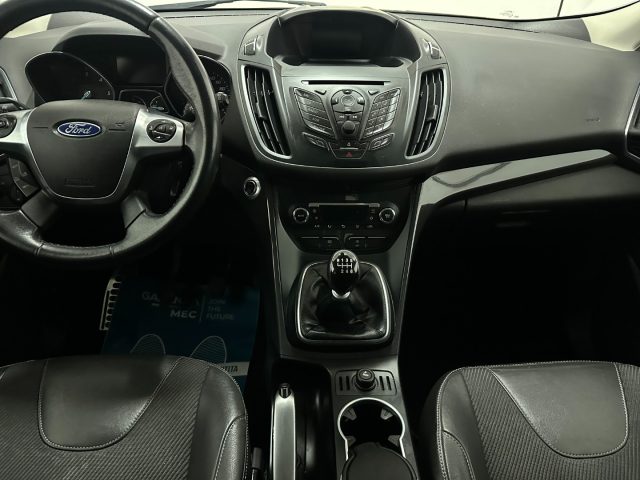 FORD Kuga usata, con Frenata d