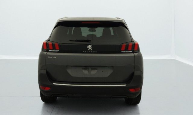 PEUGEOT 5008 usata, con Chiusura centralizzata telecomandata