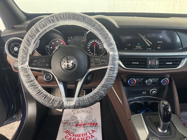 ALFA ROMEO Stelvio usata, con Sensore di luce