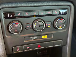 VOLKSWAGEN Maggiolino usata, con Controllo automatico clima