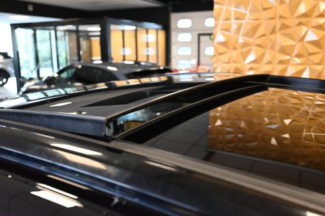 PORSCHE Macan usata 16