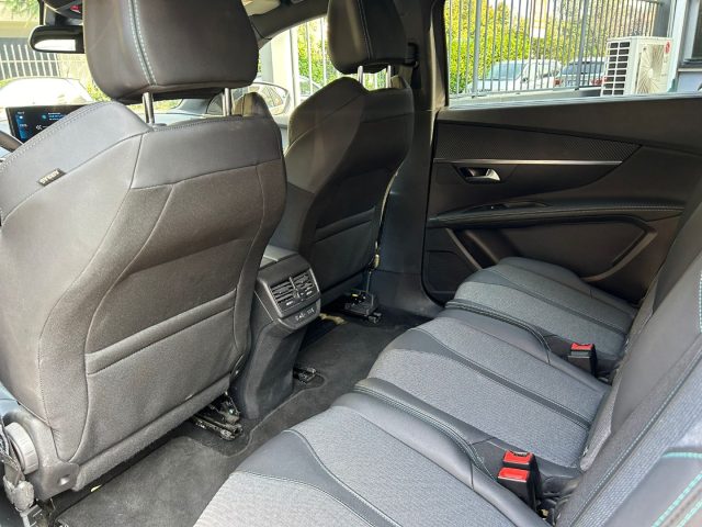 PEUGEOT 5008 usata, con Bracciolo