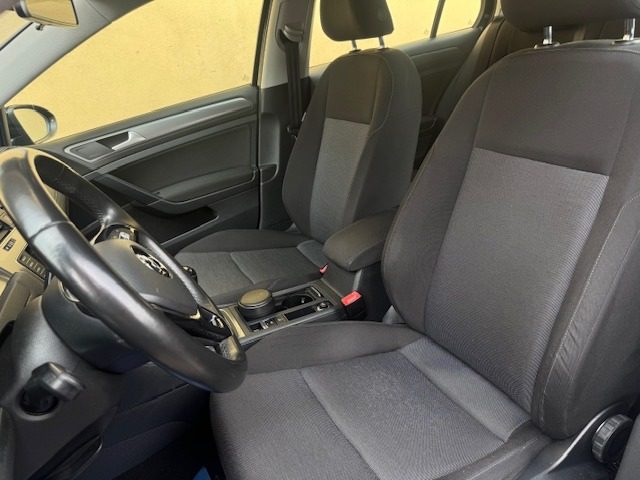 VOLKSWAGEN Golf usata, con Chiusura centralizzata