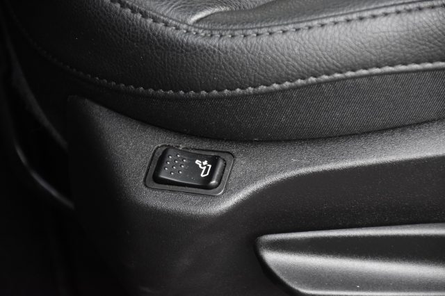 JEEP Compass usata, con Interni in pelle