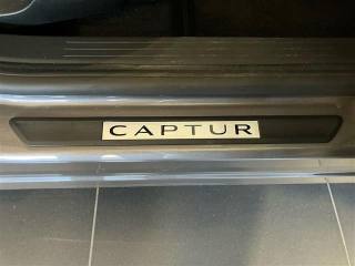 RENAULT Captur usata 28