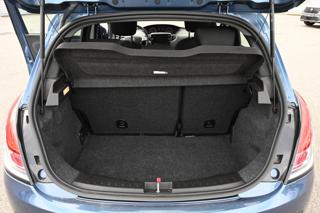 LANCIA Ypsilon usata, con ESP