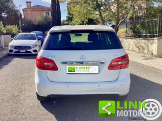 MERCEDES-BENZ B 180 usata, con Alzacristalli elettrici