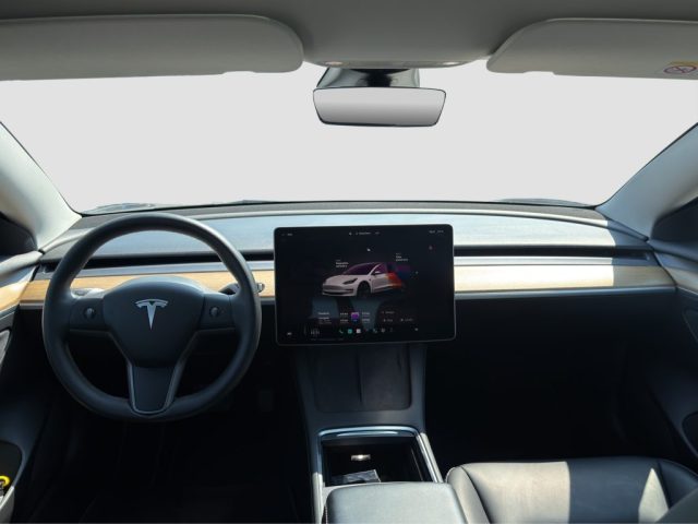 TESLA Model 3 usata 11