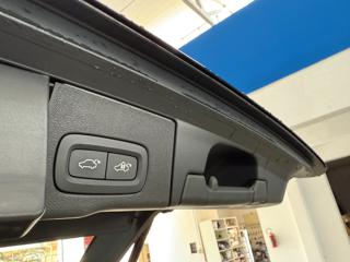 VOLVO XC60 usata, con Fari LED