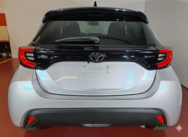 TOYOTA Yaris usata, con Cerchi in lega