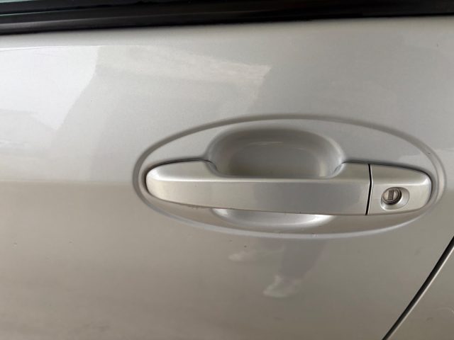 TOYOTA Yaris usata, con Pneumatici da neve