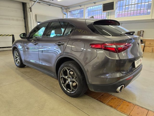 ALFA ROMEO Stelvio usata, con Airbag