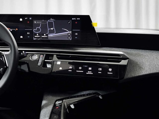 PEUGEOT 3008 usata, con Controllo elettronico della corsia