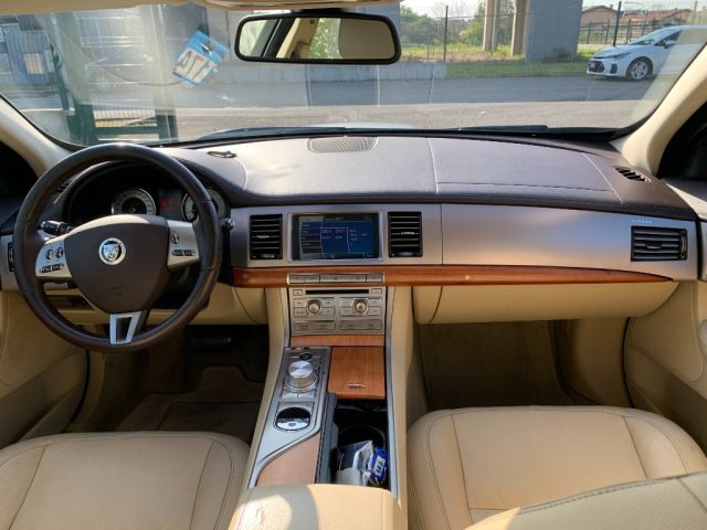 JAGUAR XF usata, con Cronologia tagliandi