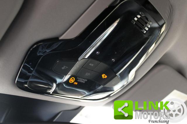 ALFA ROMEO Stelvio usata, con Autoradio digitale