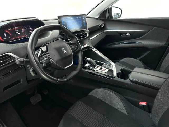 PEUGEOT 3008 usata, con Boardcomputer