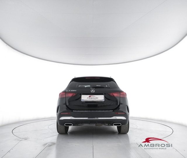 MERCEDES-BENZ GLA 200 usata 5