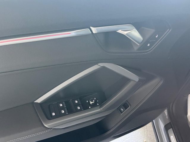 AUDI Q3 usata, con Airbag testa